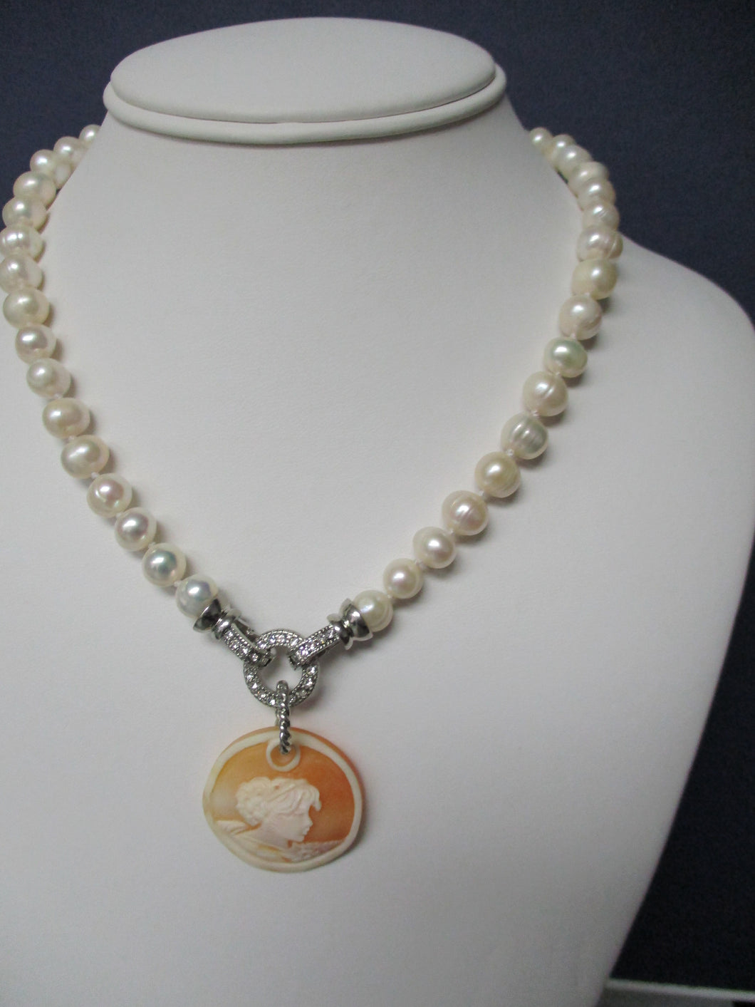 Natural Pearl 
