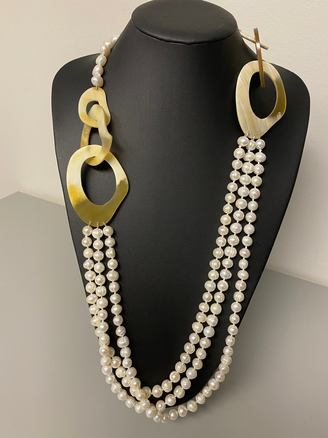 Pearl Shell 