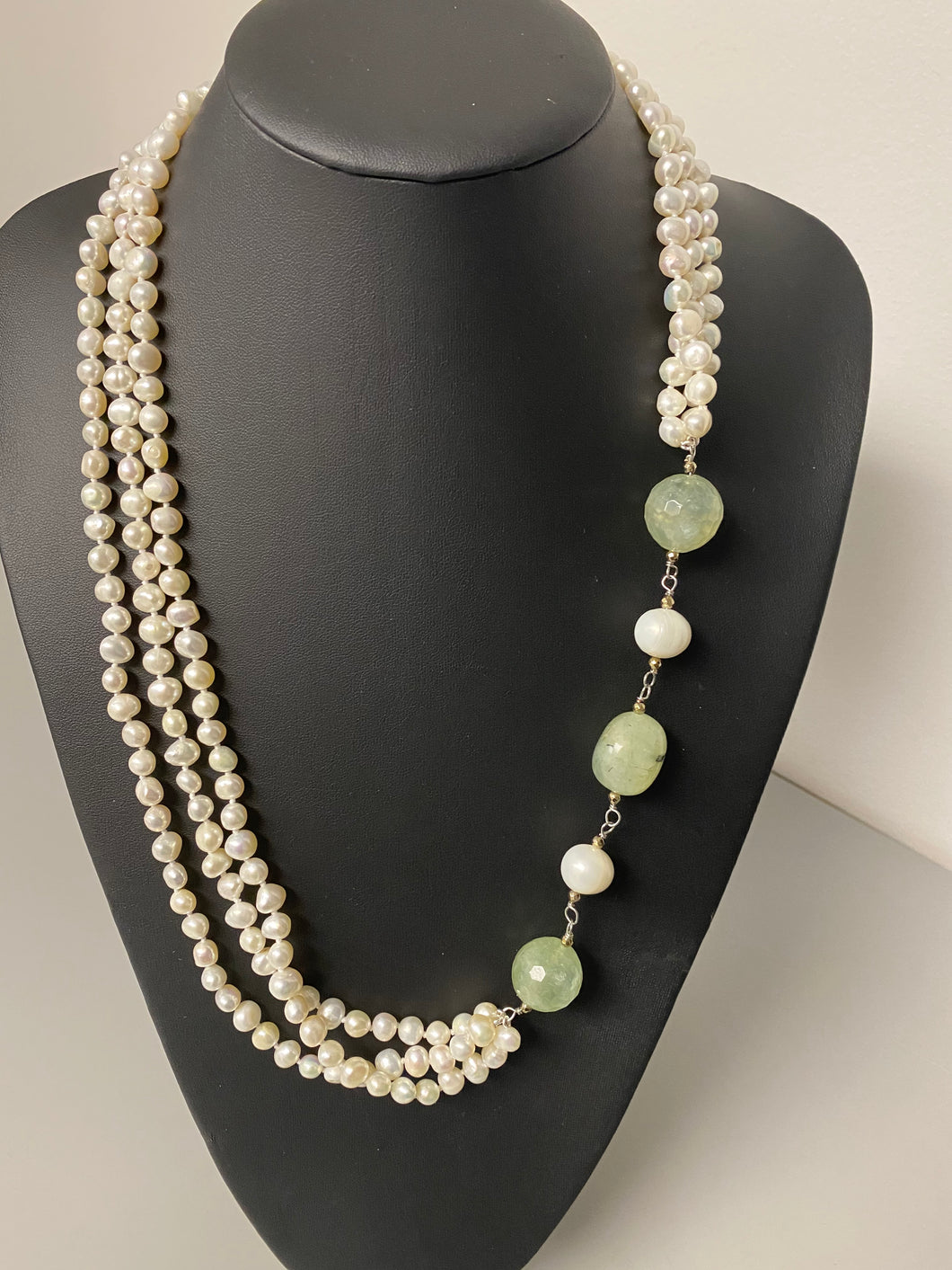 Pearl Quartz 