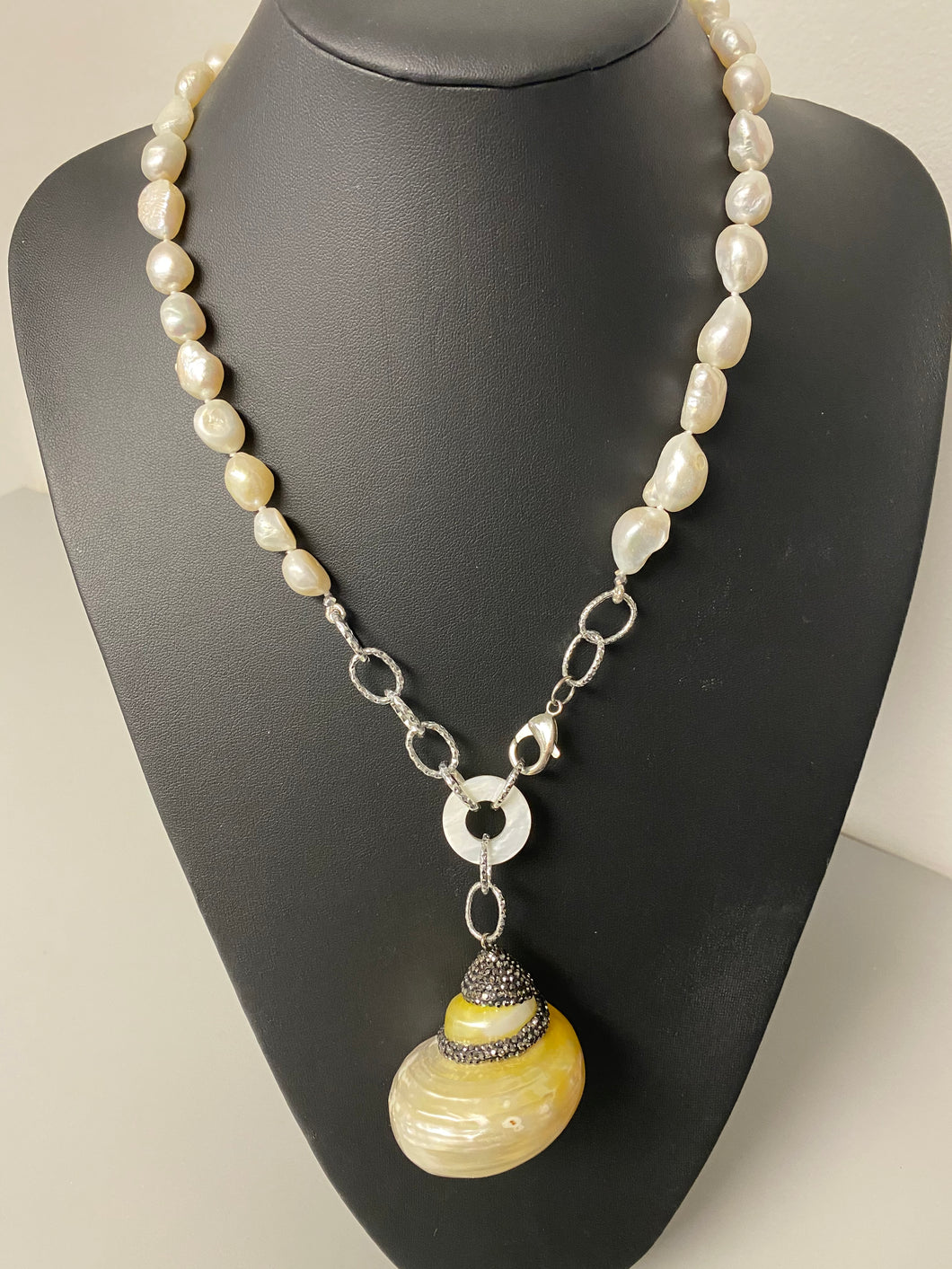 Pearl Natural Shell 
